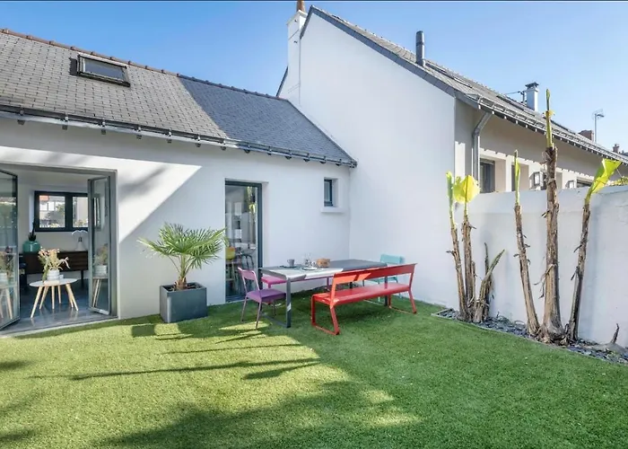 Pouliguen Family House بيت للعطل La Baule